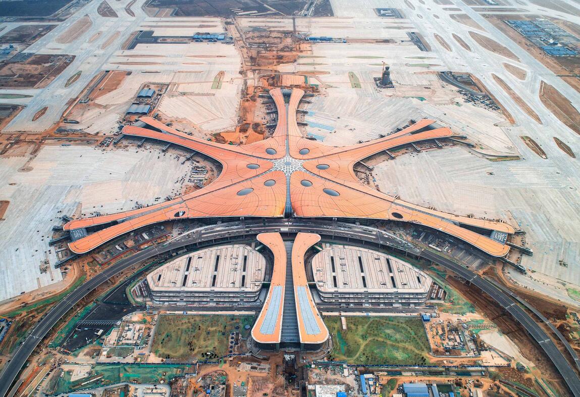 北京大兴机场屋面、天沟融雪(图1)